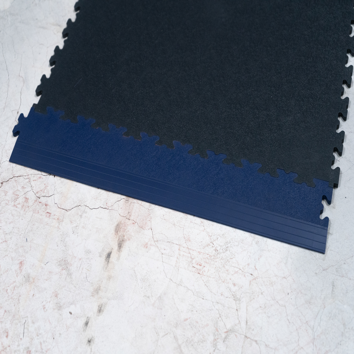 Interlocking Floor Tile Ramp Blue